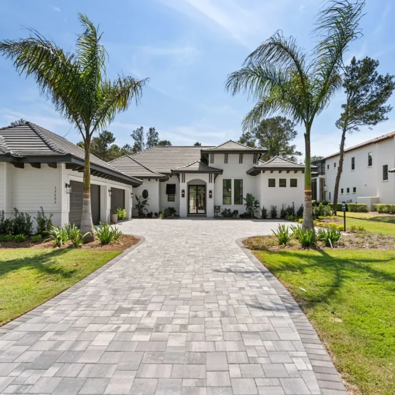 slide_BellaColina_01