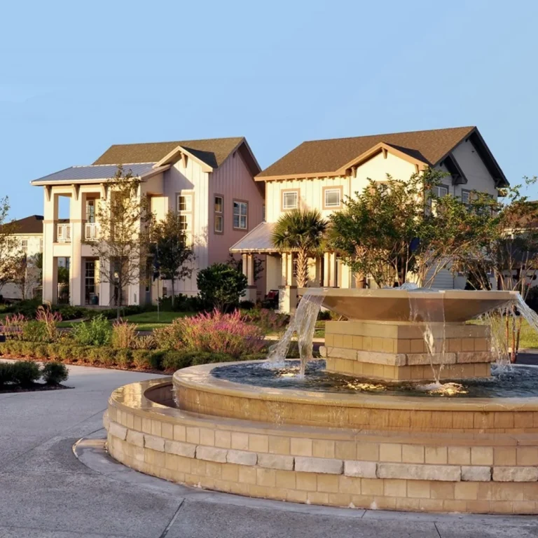 slide_LaureatePark_01